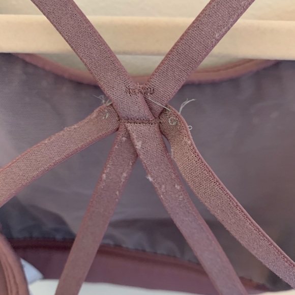 Victoria Sport mauve athletic bra Size S - Picture 6 of 9